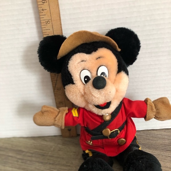 Vtg Mickey Mouse Mountie - Picture 9 of 10